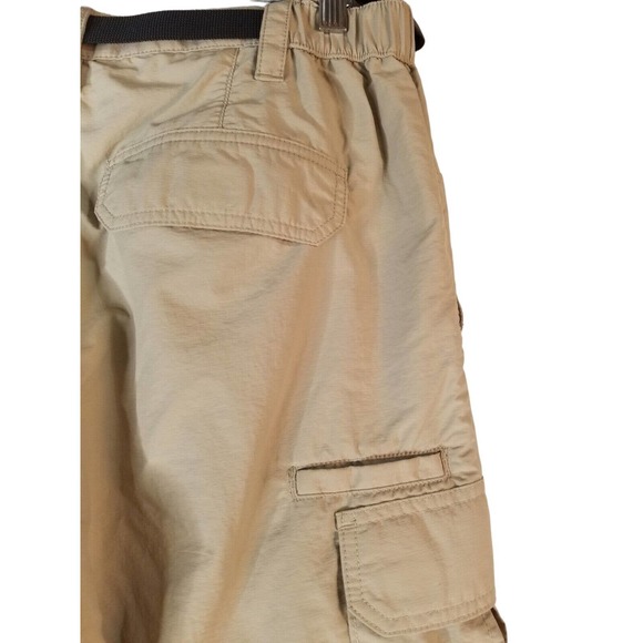Croft & Barrow gray Belted Khaki Cargo convertible travel pants Men's Size 32x30 - Picture 4 of 8